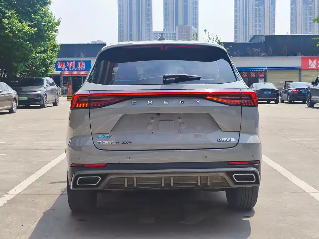 Chery Tiggo 8 PRO NEV — фото 5