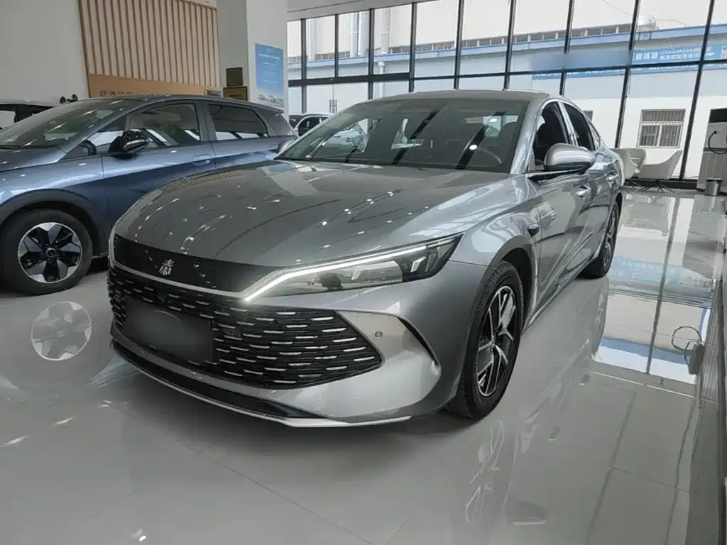 BYD Qin L — фото 4