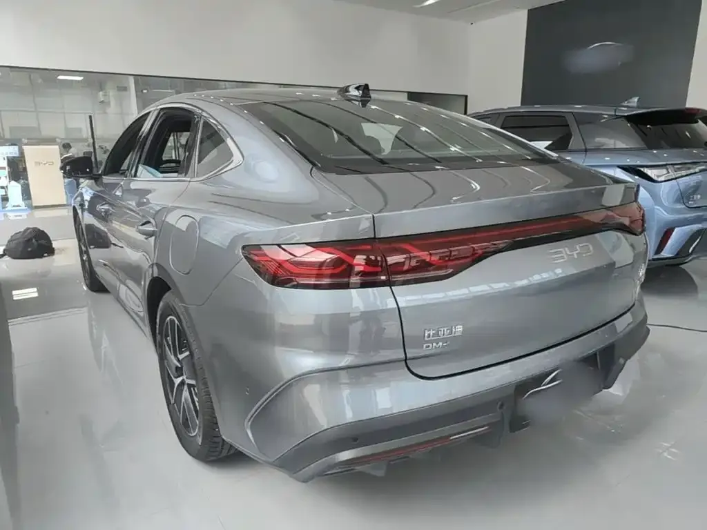 BYD Qin L — фото 7
