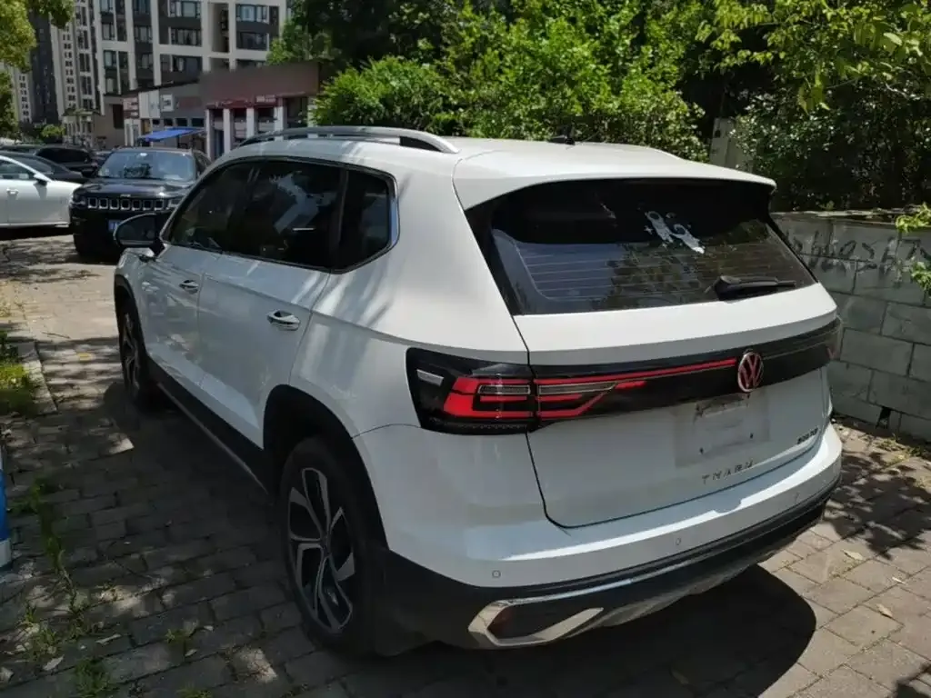 Volkswagen Tharu — фото 4