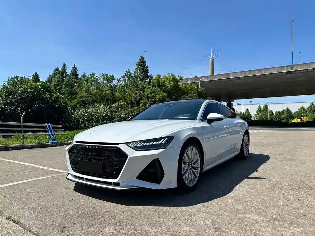 Audi A7 — фото 7