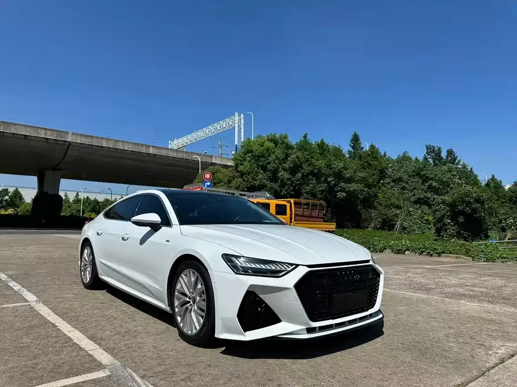 Audi A7 — фото 9