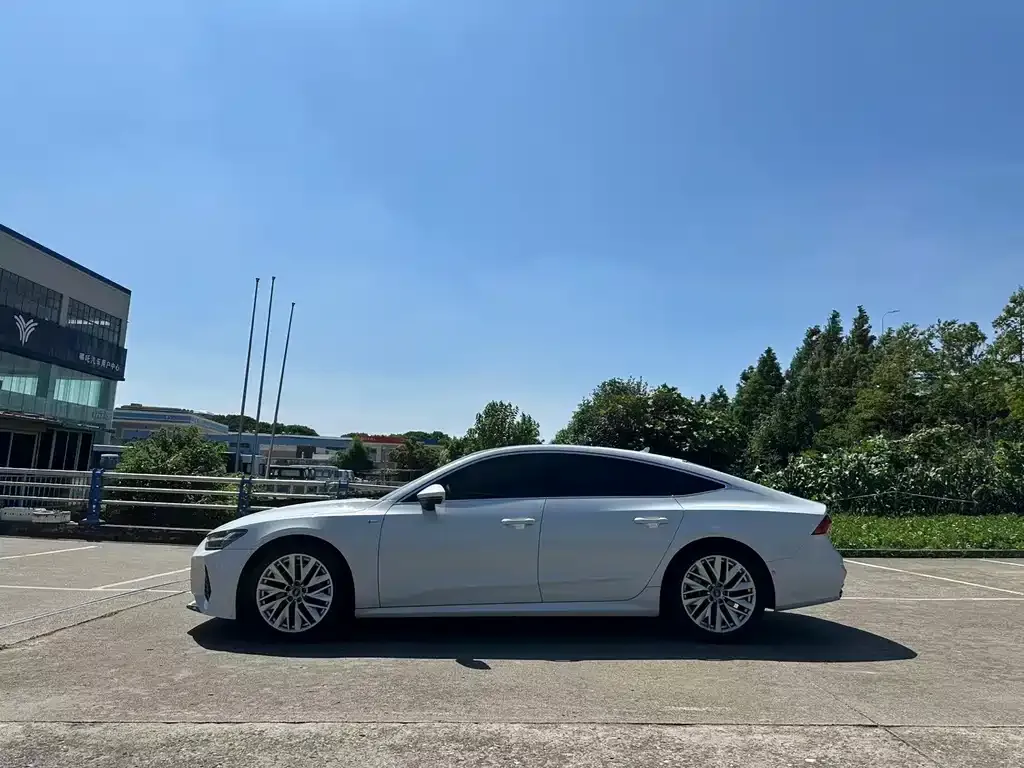 Audi A7 — фото 3