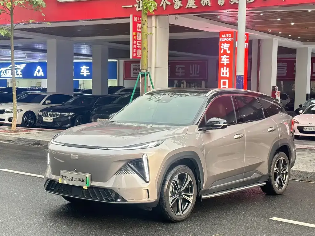 Geely Galaxy L7 — фото 1