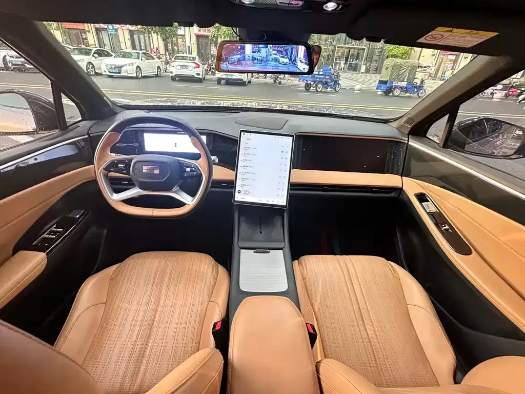 Geely Galaxy L7 — фото 4