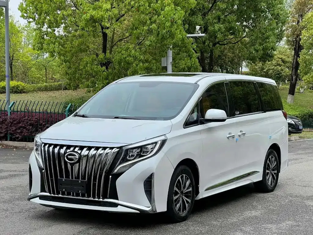 GAC Motor Trumpchi M8 — фото 1