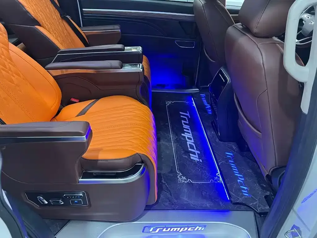 GAC Motor Trumpchi M8 — фото 9