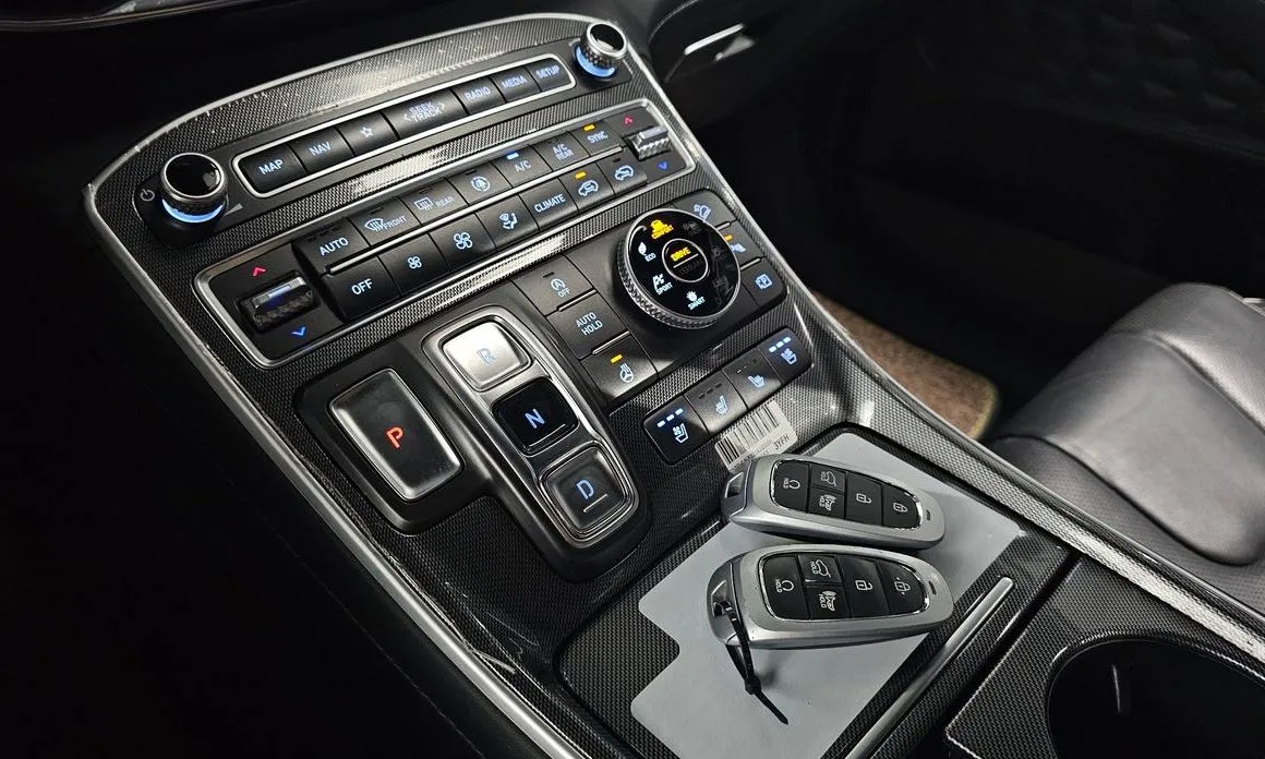 Hyundai Santafe — фото 8