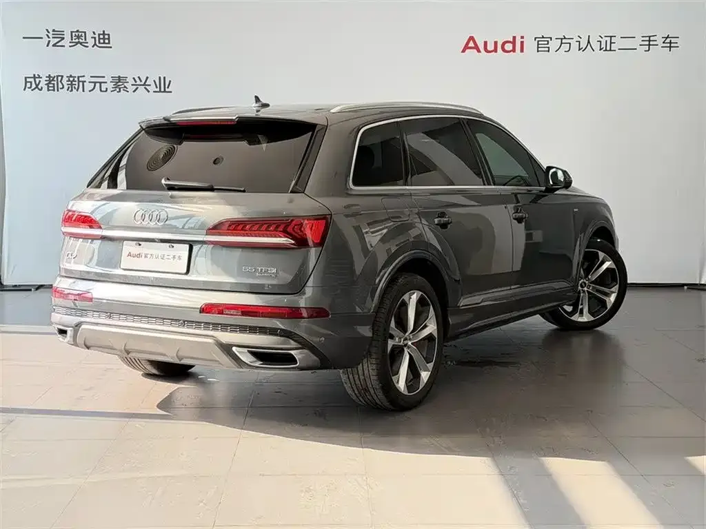 Audi Q7 — фото 5