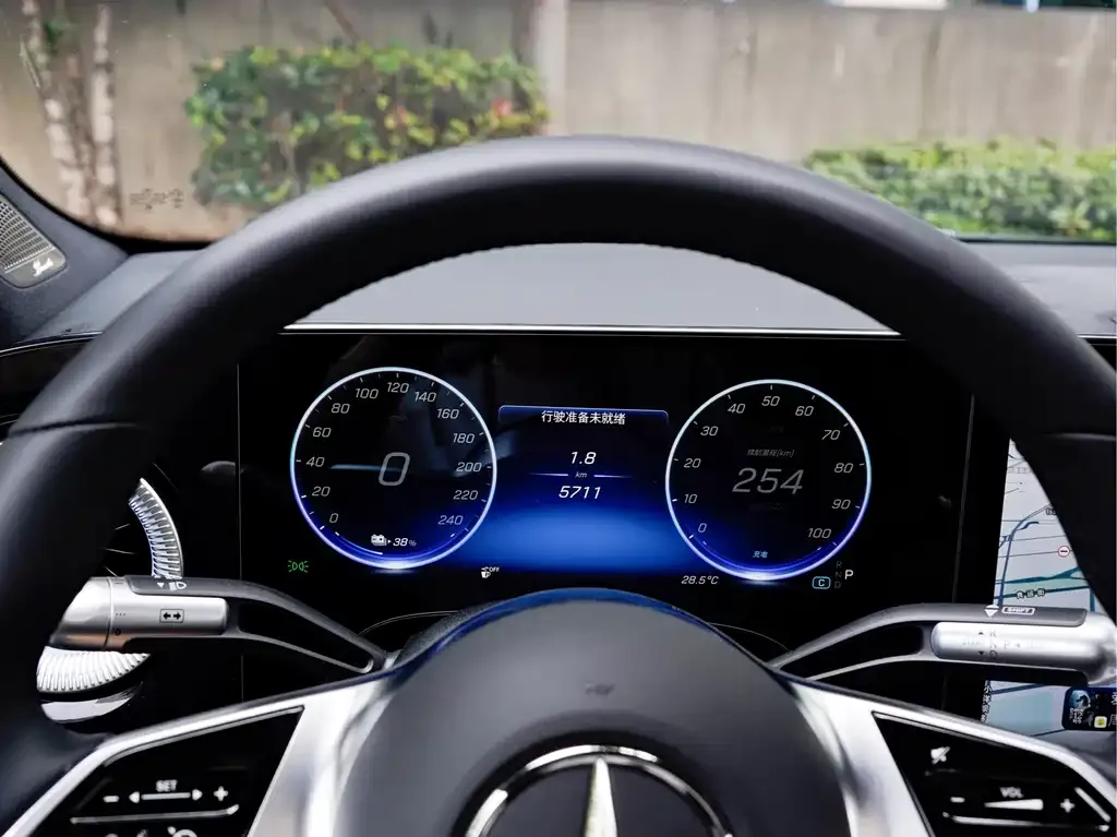 Mercedes-Benz CLA PHEV 2025 из CN, фото 9