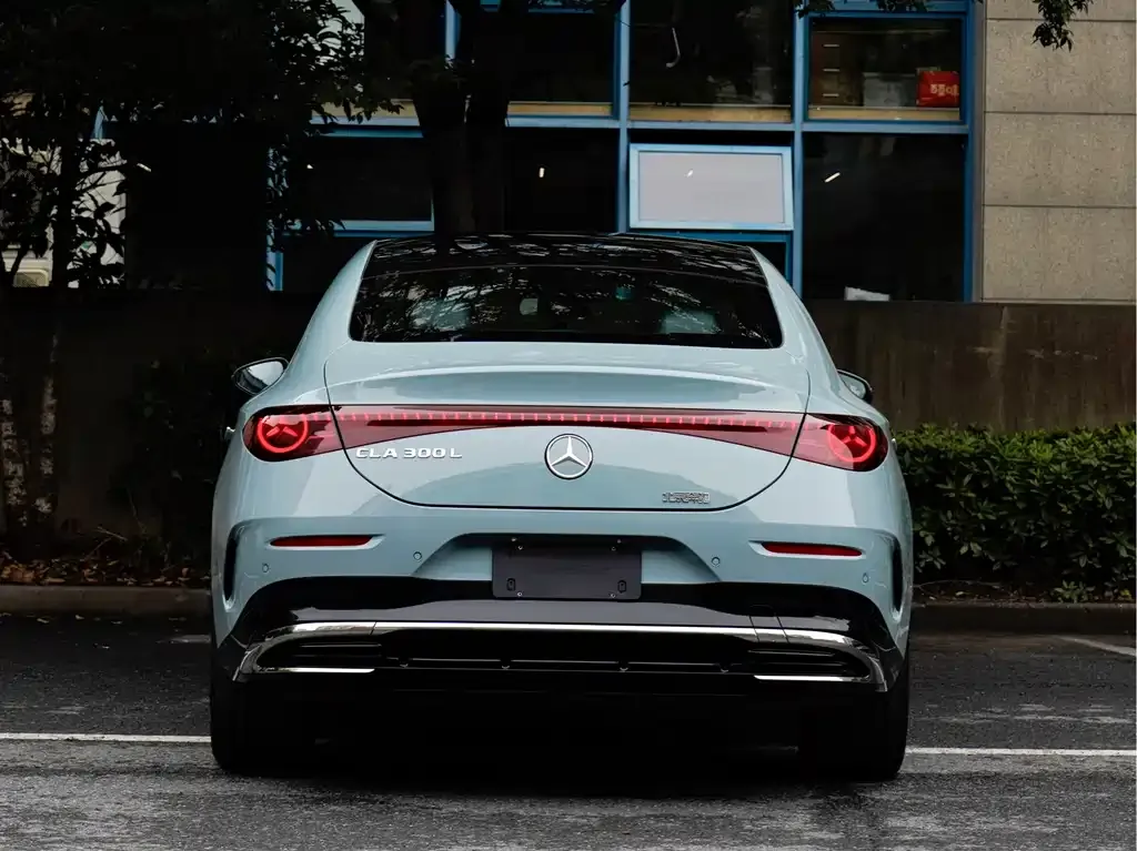 Mercedes-Benz CLA PHEV 2025 из CN, фото 2