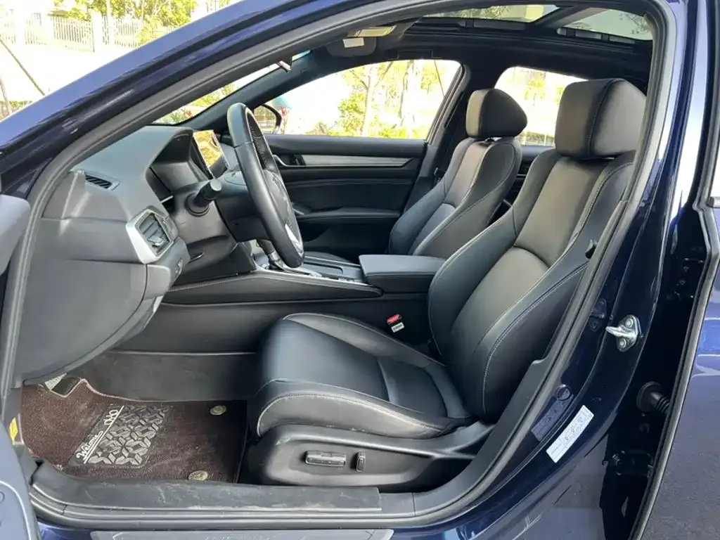 Honda Inspire — фото 6