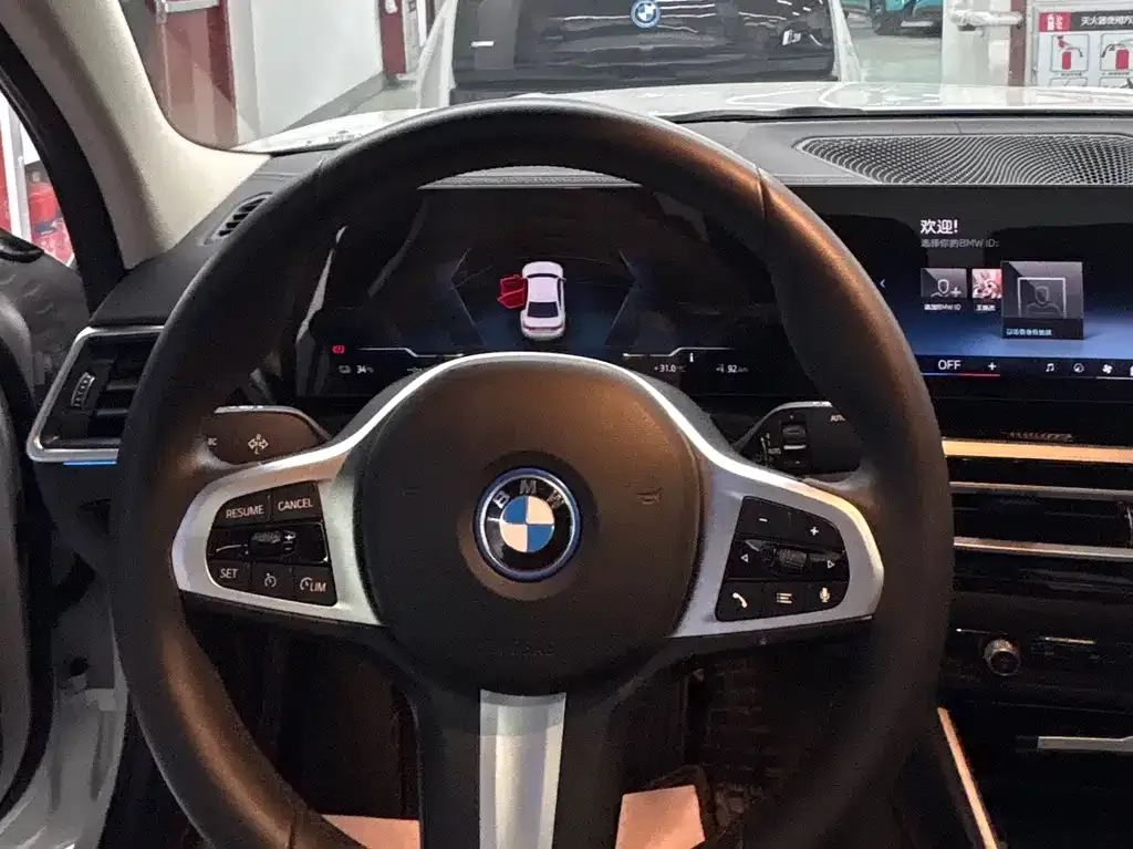 BMW i3 — фото 8