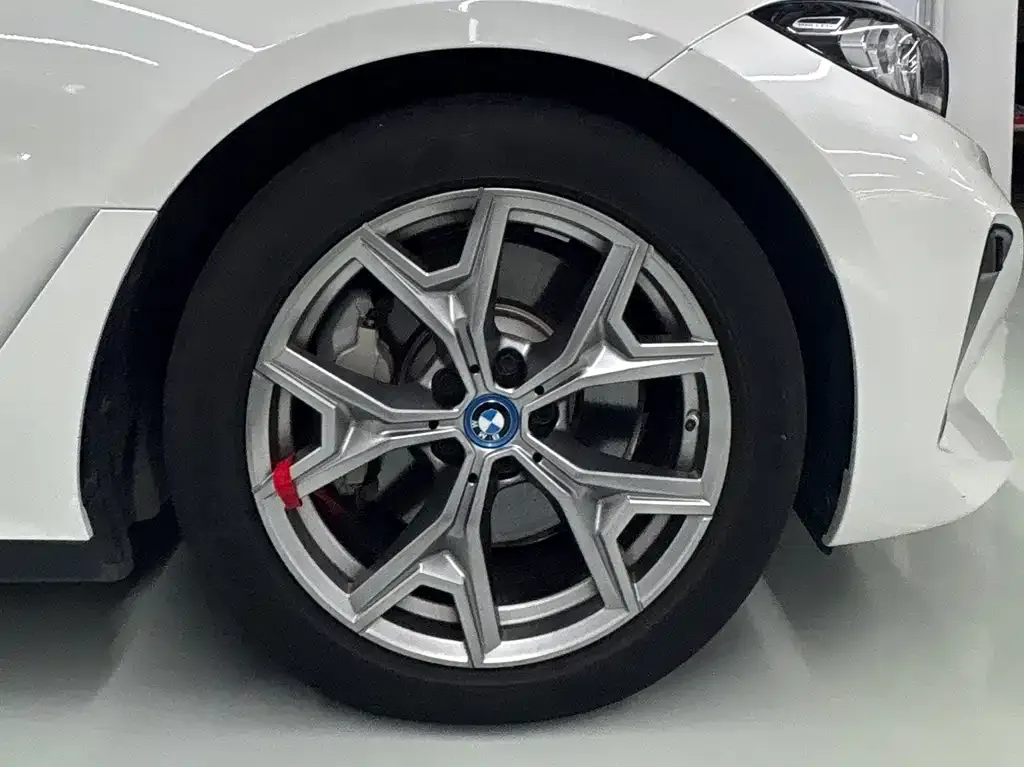 BMW i3 — фото 10