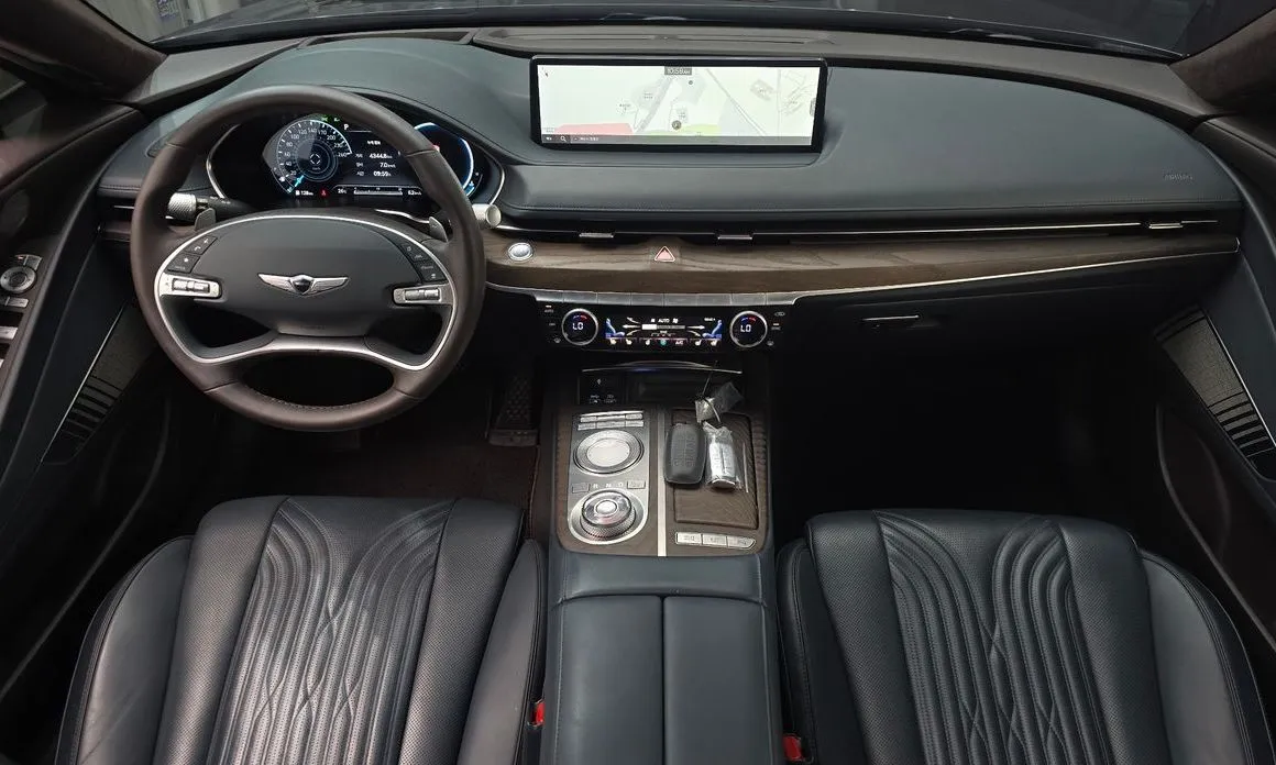 Genesis G80 — фото 10