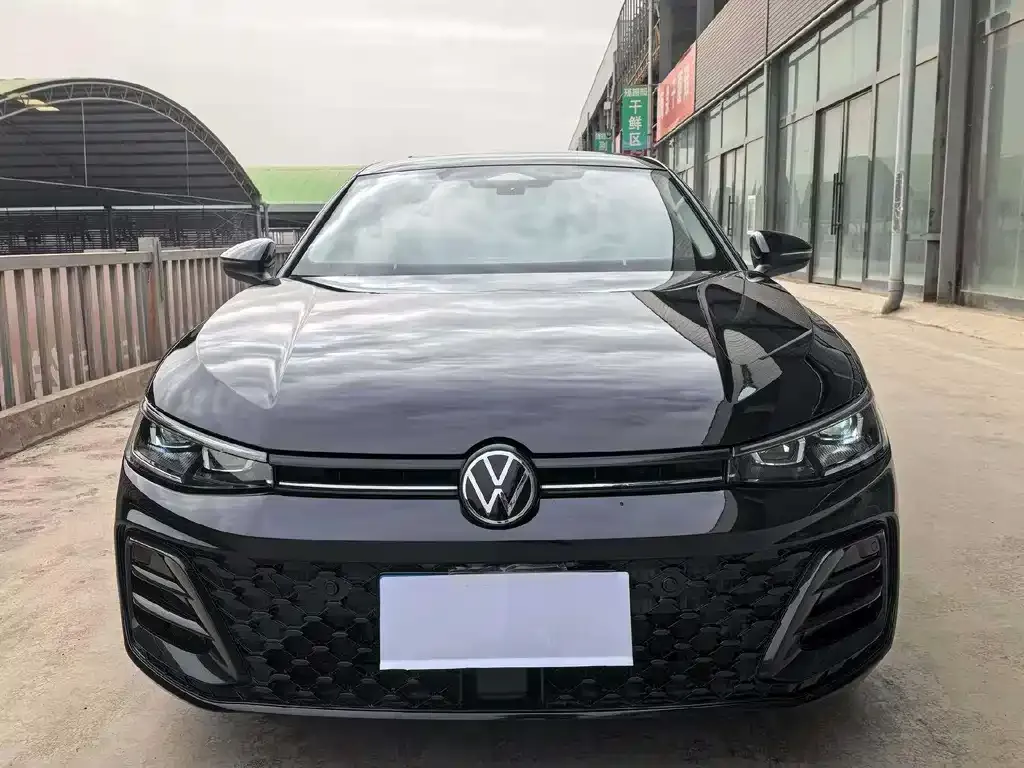 Volkswagen Passat — фото 7