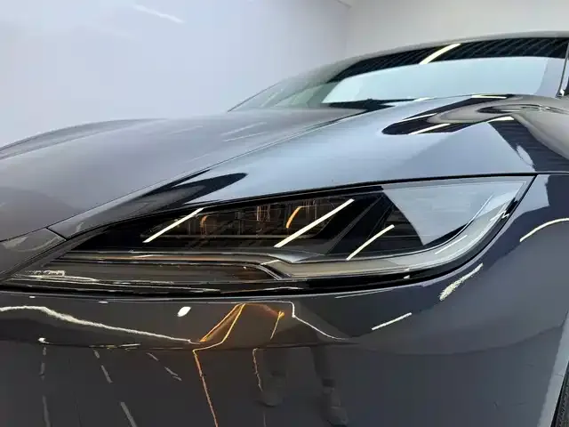 Tesla Model 3 — фото 4