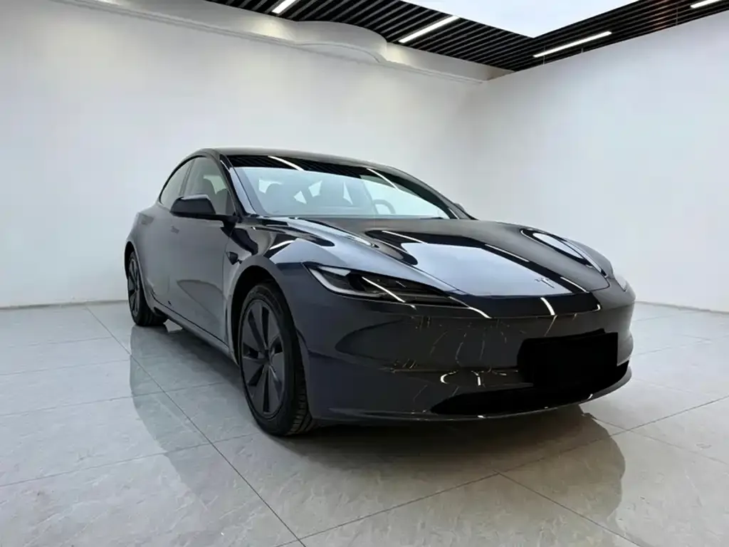 Tesla Model 3 — фото 5
