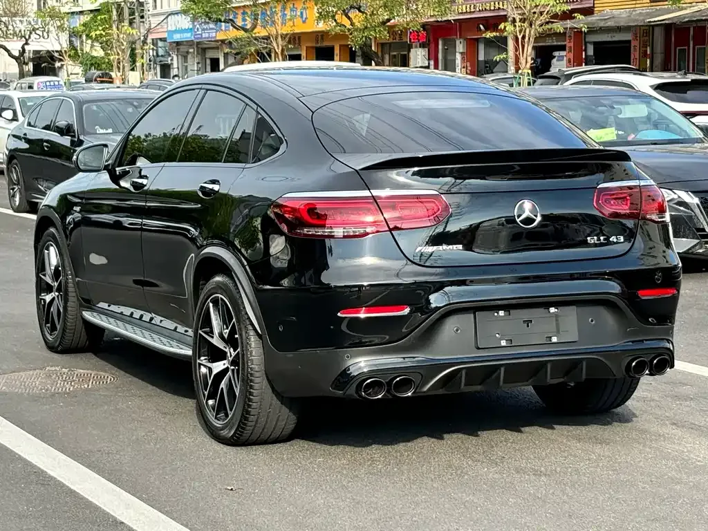 Mercedes-Benz GLC Coupe AMG — фото 8