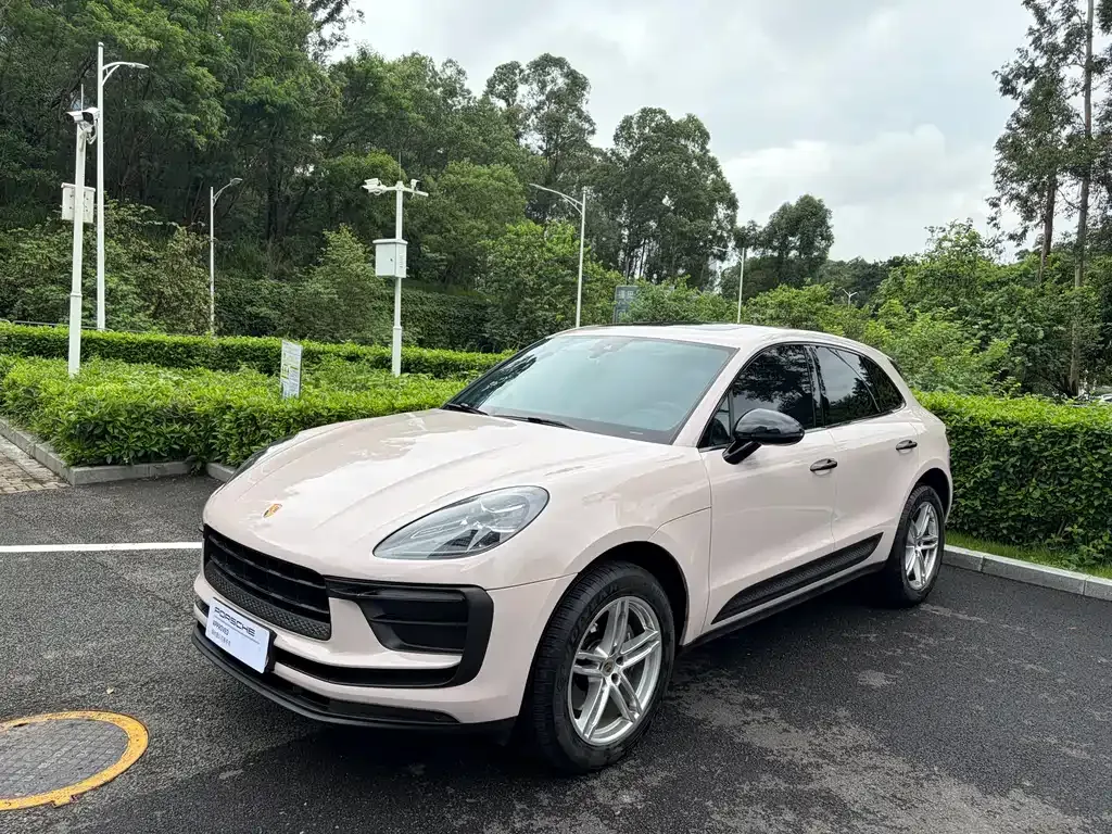 Porsche Macan — фото 1