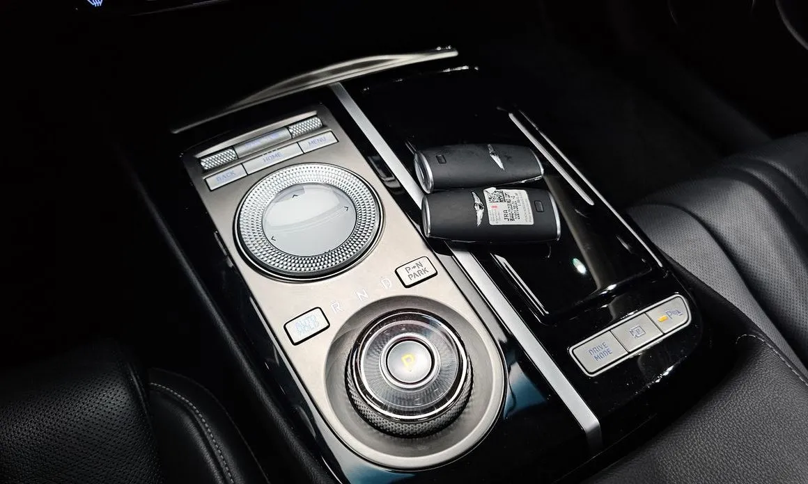 Genesis G80 — фото 2