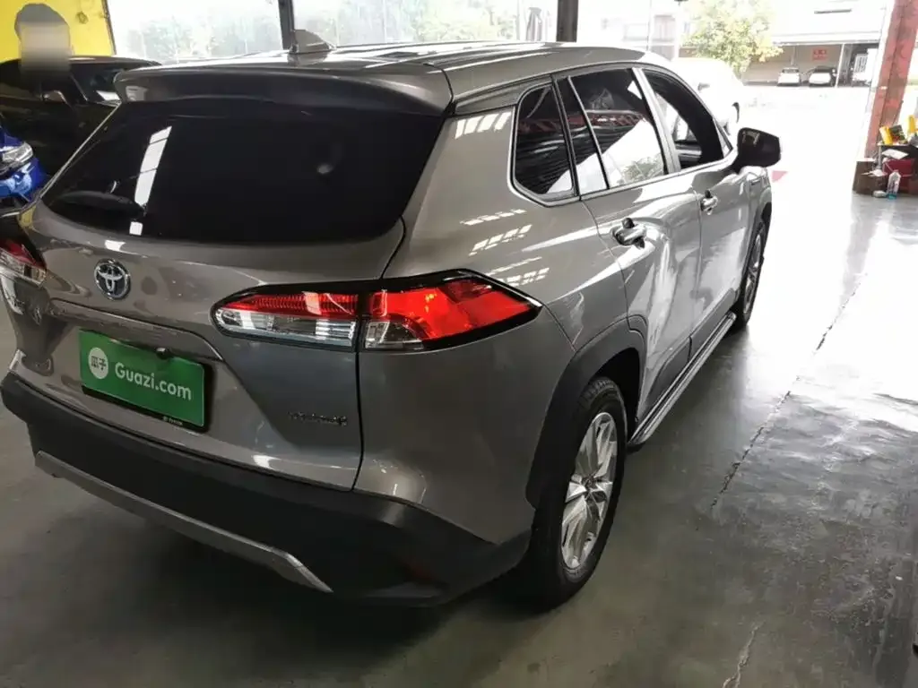 Toyota Corolla Cross — фото 9