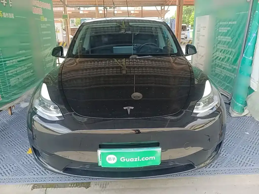 Tesla Model Y — фото 6