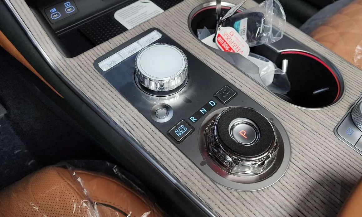 Genesis GV80 — фото 10