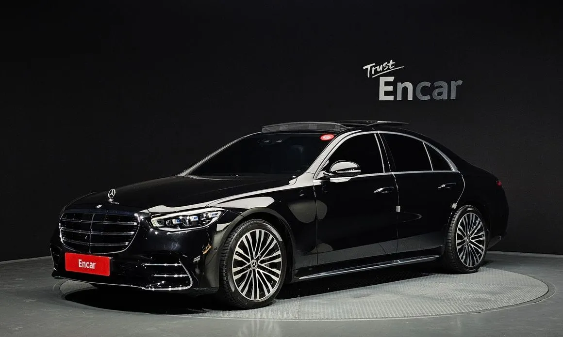 Mercedes-Benz S-Class — фото 1