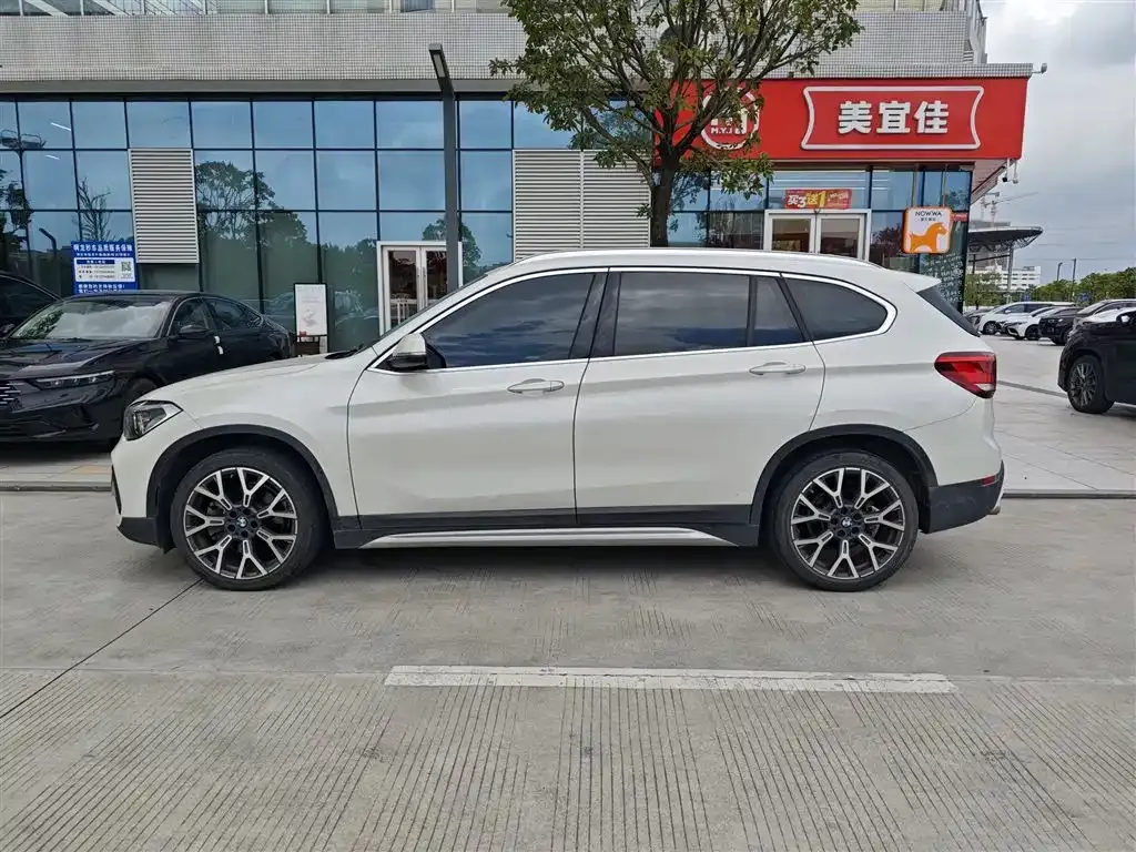 BMW X1 — фото 2