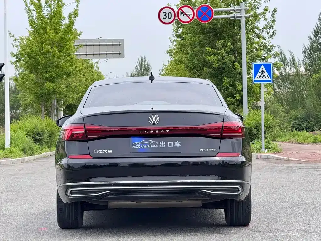 Volkswagen Passat — фото 9