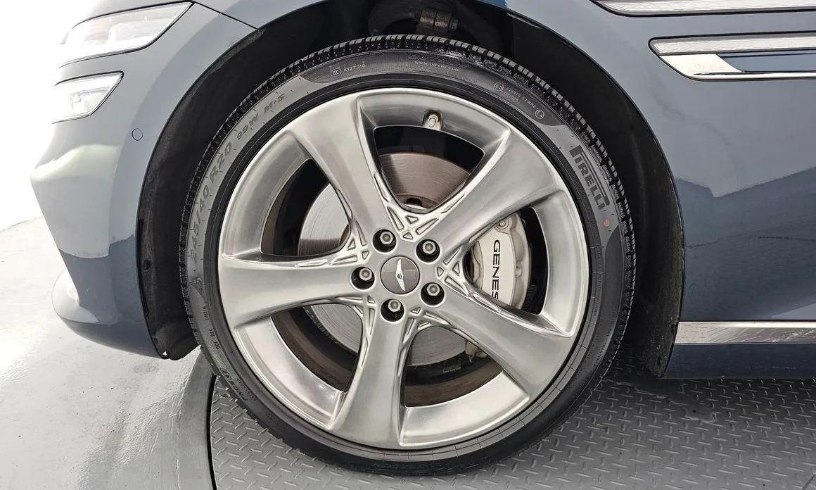 Genesis G80 — фото 10