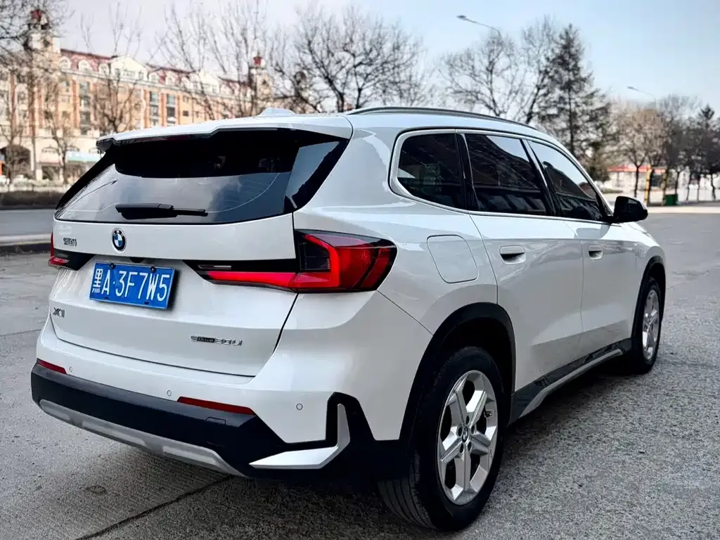 BMW X1 — фото 2