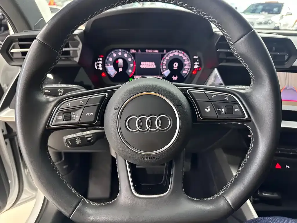 Audi A3 — фото 9