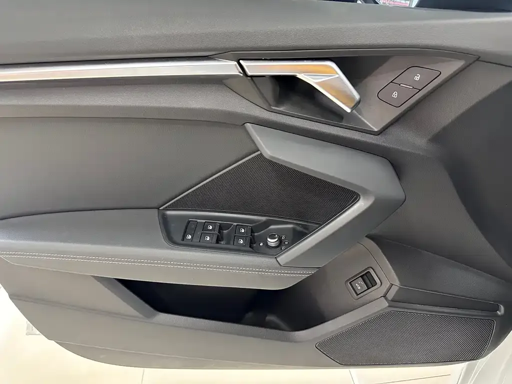 Audi A3 — фото 10