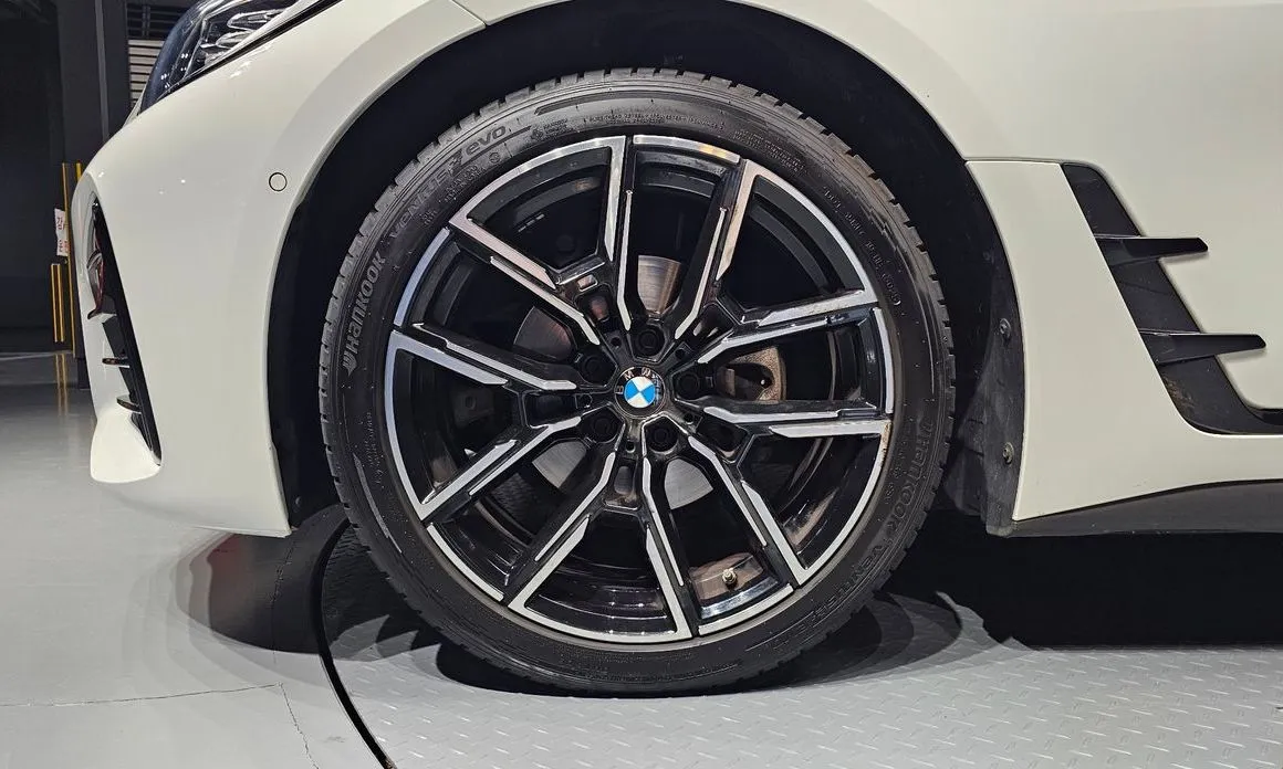 BMW 4-Series 2023 из KR, фото 8