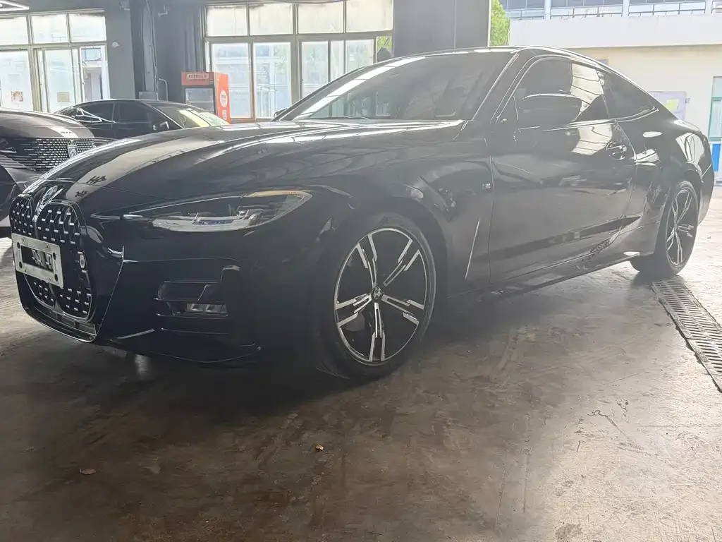 BMW 4 Series — фото 1