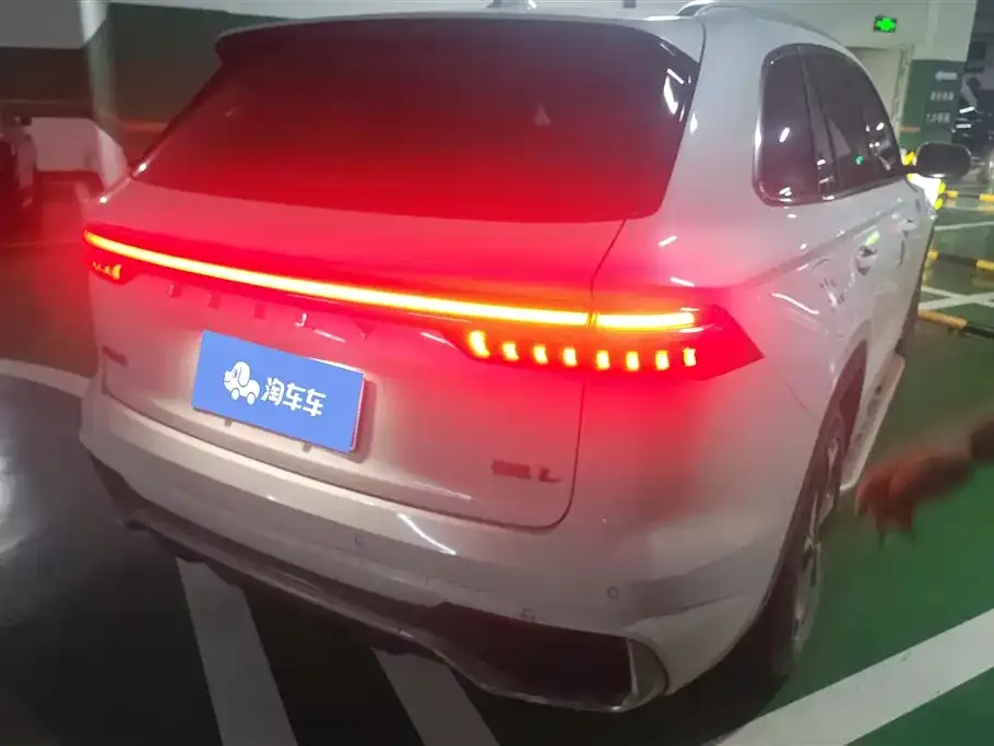 Geely Xingyue L — фото 8