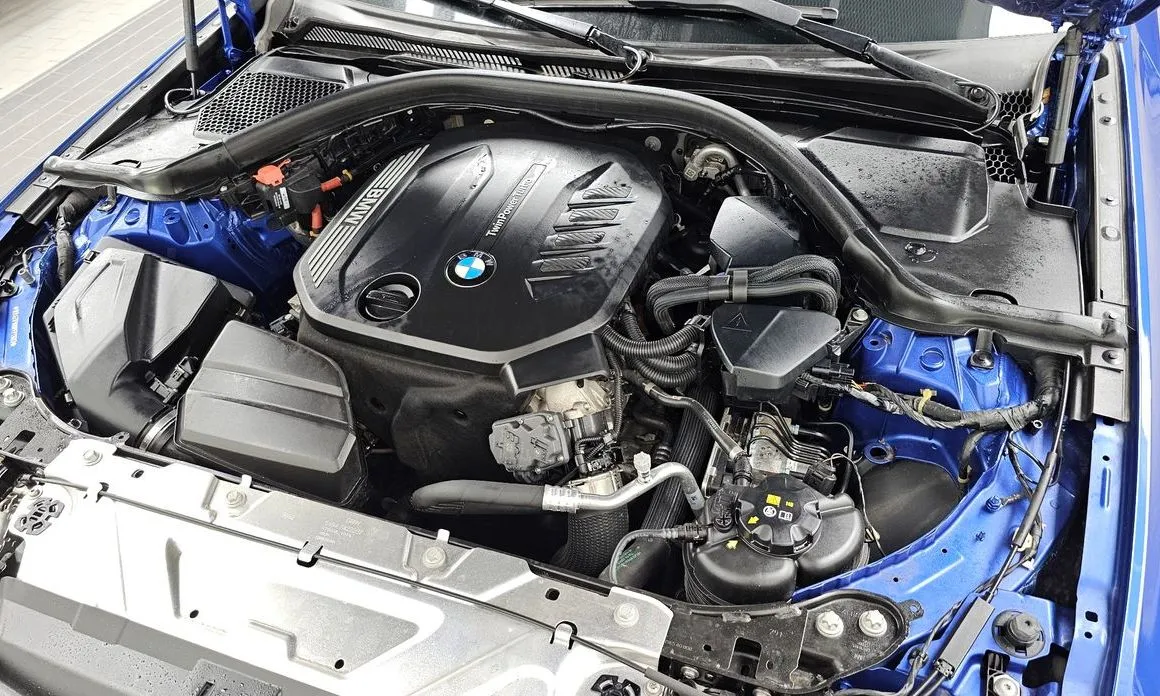 BMW 3-Series 2023 из KR, фото 9