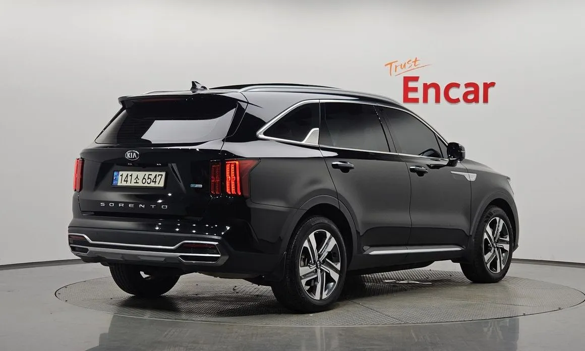 Kia Sorento — фото 3