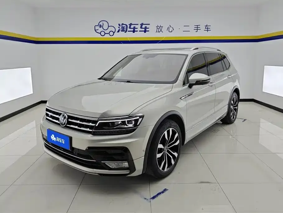 Volkswagen Tiguan L — фото 1