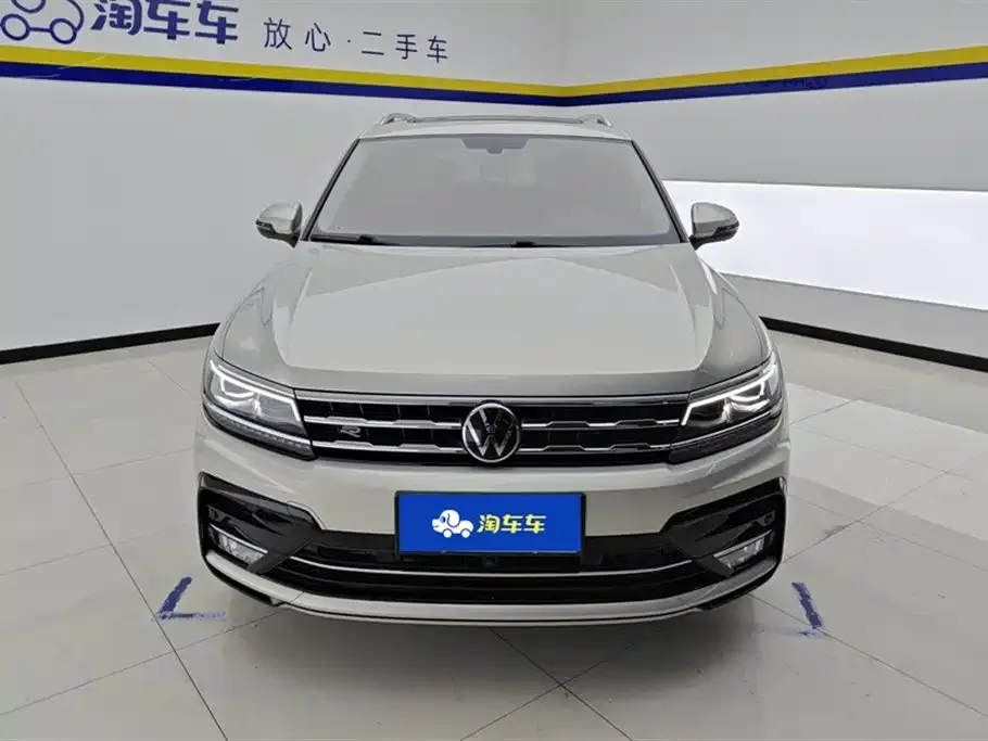 Volkswagen Tiguan L — фото 8
