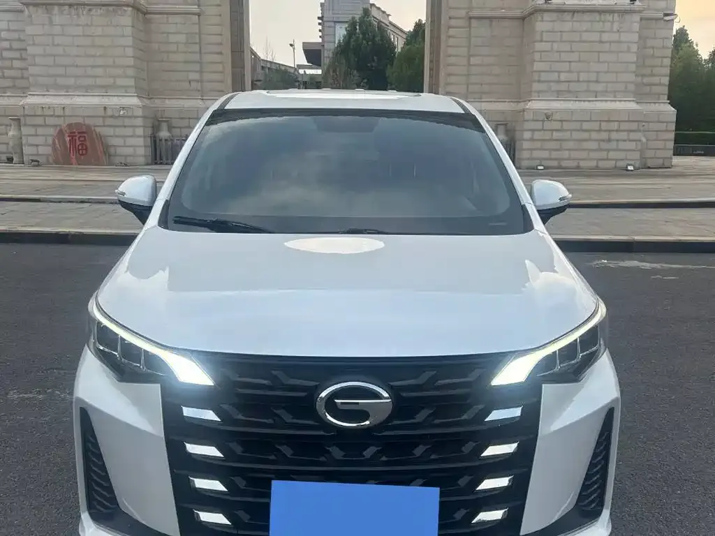 GAC Motor Trumpchi M6 — фото 1