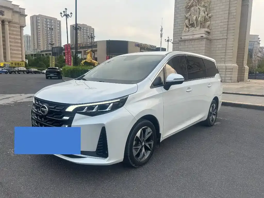 GAC Motor Trumpchi M6 — фото 9