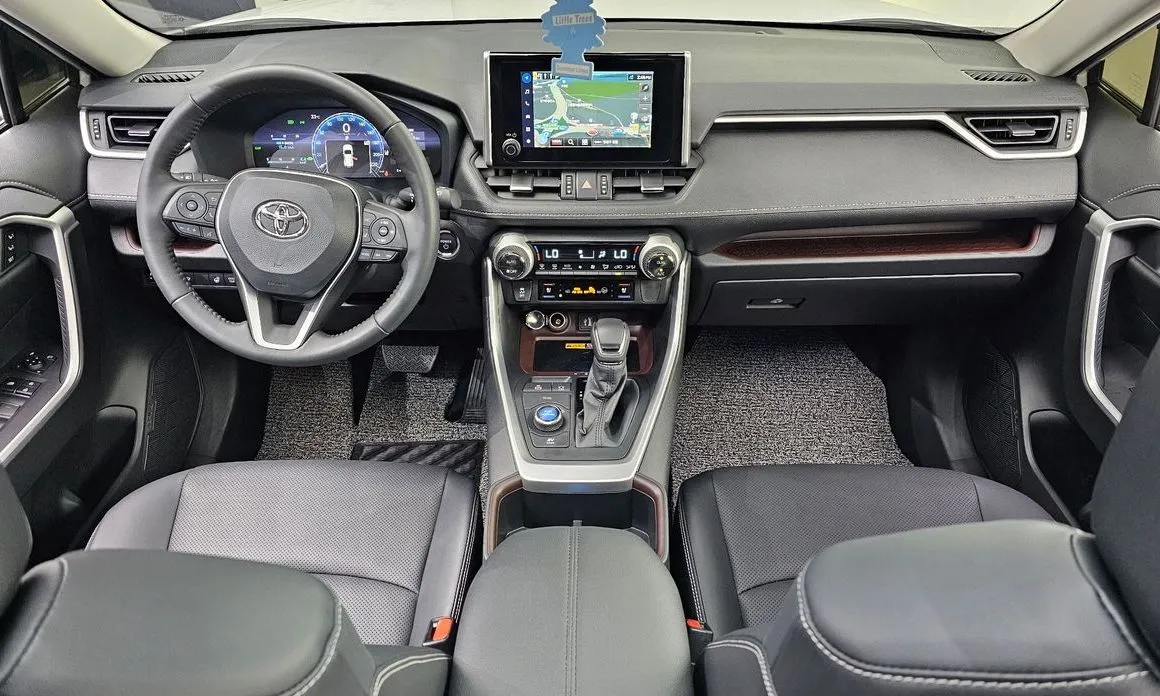 Toyota RAV4 — фото 10