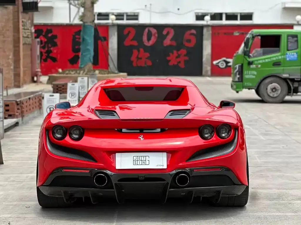 Ferrari F8 — фото 4