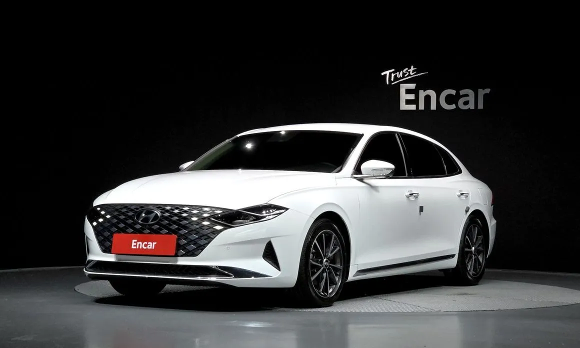 Hyundai Grandeur — фото 1