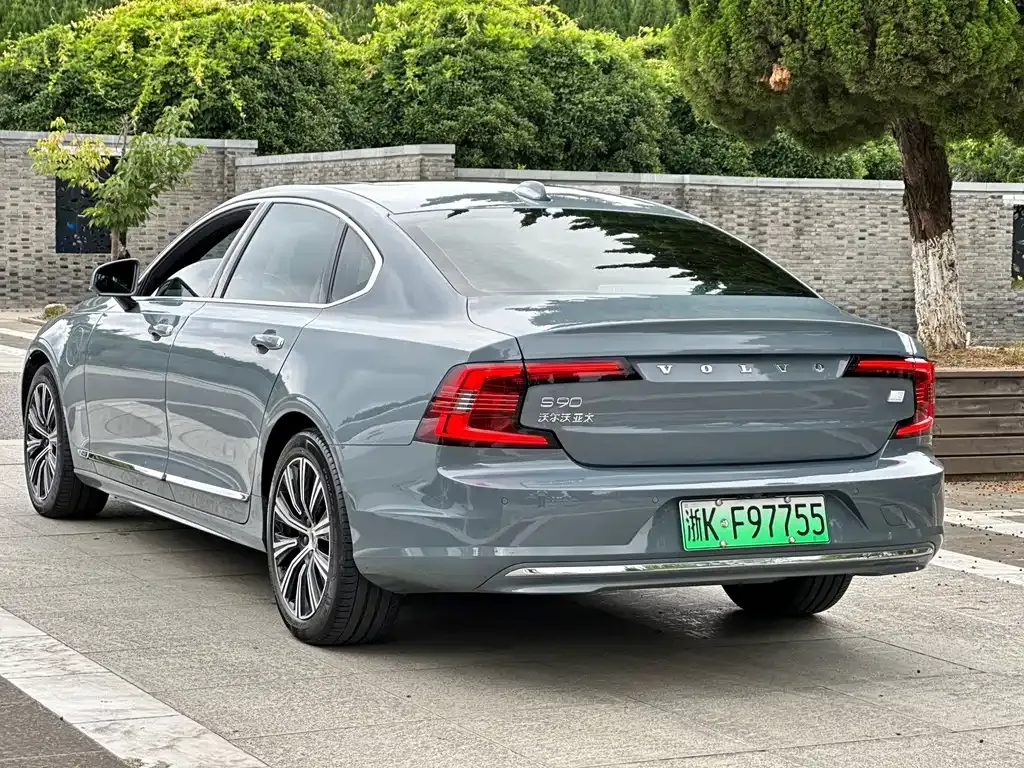 Volvo S90 PHEV — фото 9