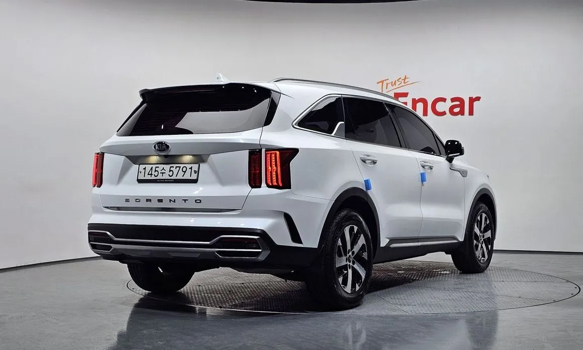 Kia Sorento — фото 5