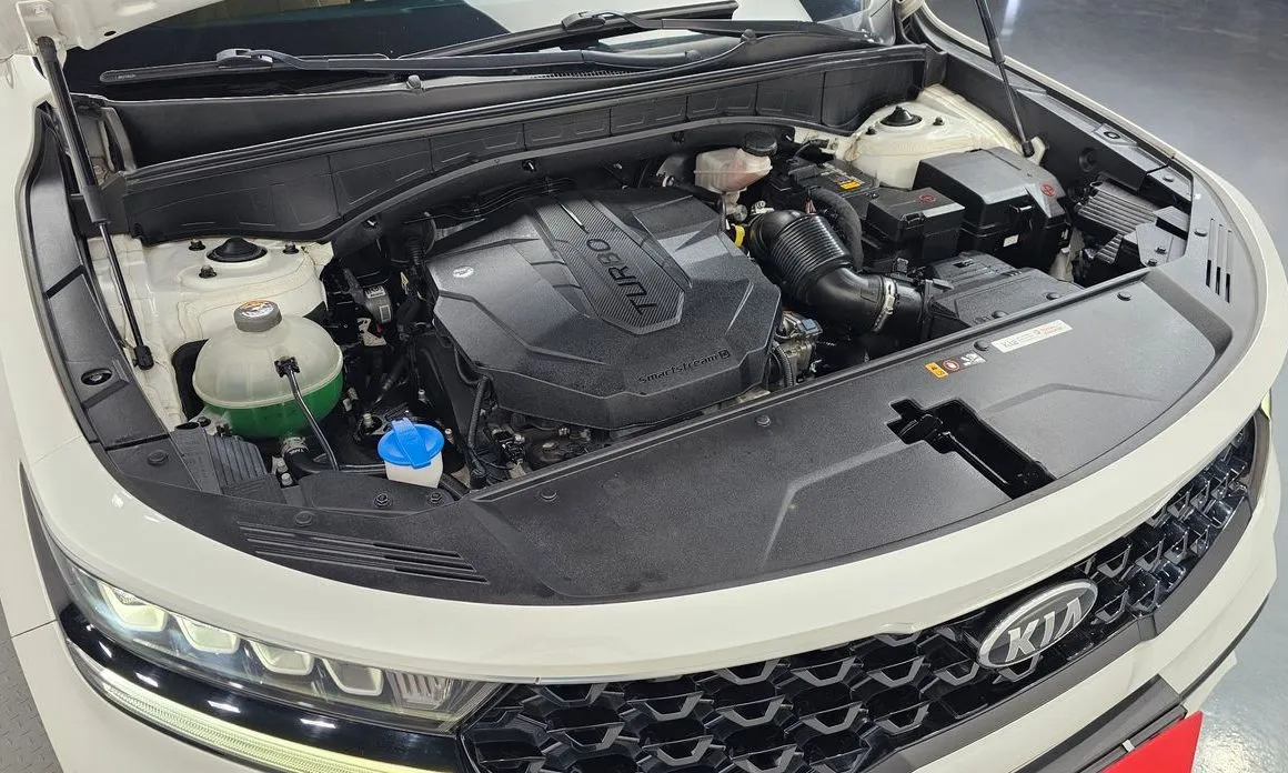 Kia Sorento — фото 10